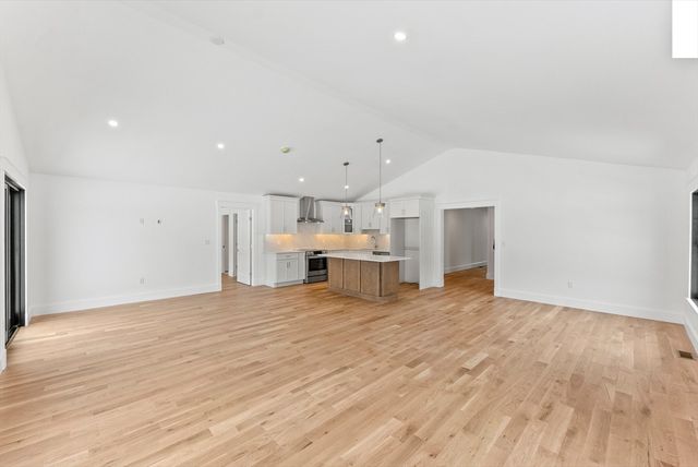 46 Sandwich Road 44, Plymouth, MA 02360