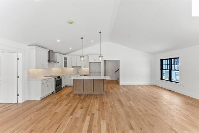 46 Sandwich Road 44, Plymouth, MA 02360