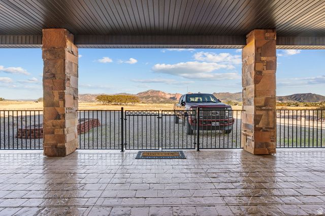 1297 E 600 S, New Harmony, UT 84757