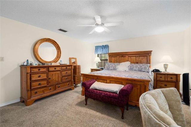 9002 Glen Acres Drive N, Mobile, AL 36608