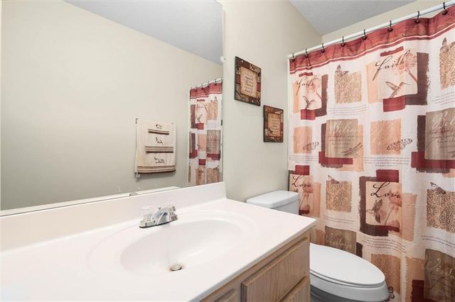 9002 Glen Acres Drive N, Mobile, AL 36608