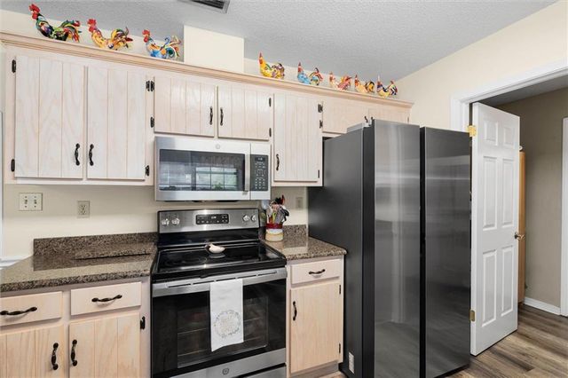 9002 Glen Acres Drive N, Mobile, AL 36608