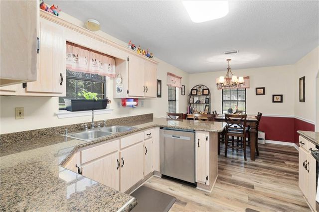 9002 Glen Acres Drive N, Mobile, AL 36608