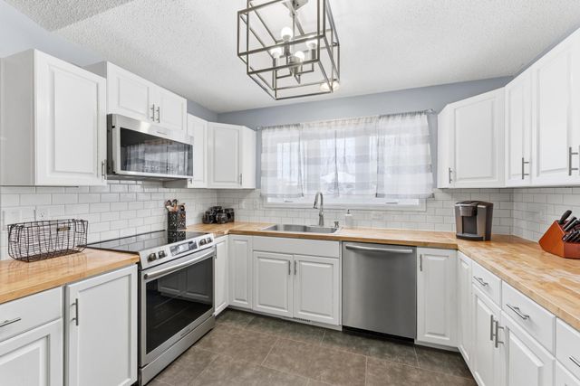 670 W 11th Street, Rush City, MN 55069