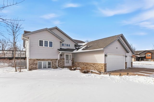 670 W 11th Street, Rush City, MN 55069