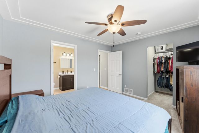 670 W 11th Street, Rush City, MN 55069