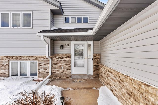 670 W 11th Street, Rush City, MN 55069