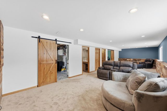 670 W 11th Street, Rush City, MN 55069