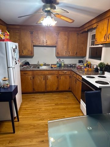 516 Main St 1, Walpole, MA 02081