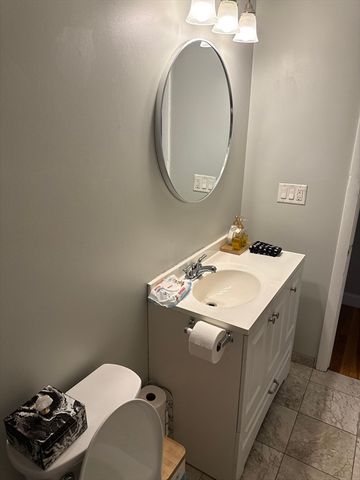 516 Main St 1, Walpole, MA 02081