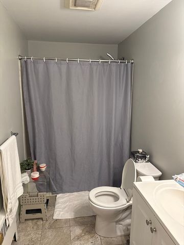 516 Main St 1, Walpole, MA 02081