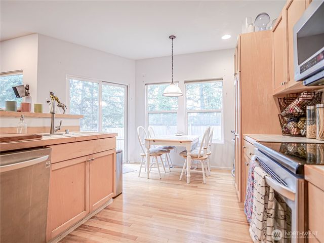 4375 249th Avenue SE, Sammamish, WA 98029