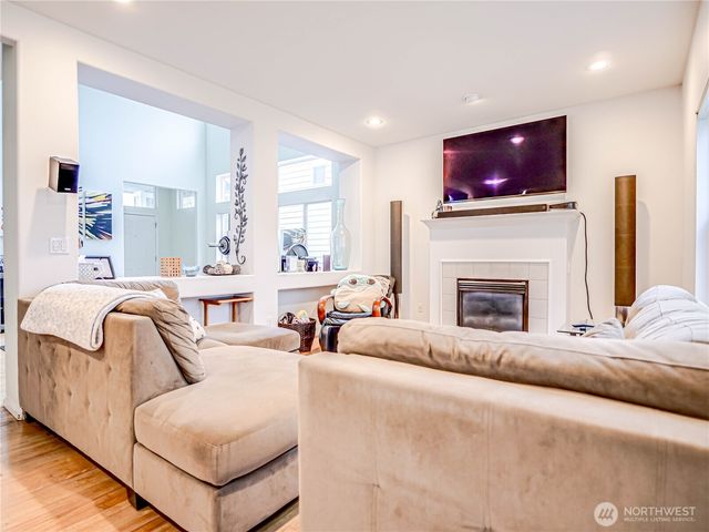 4375 249th Avenue SE, Sammamish, WA 98029