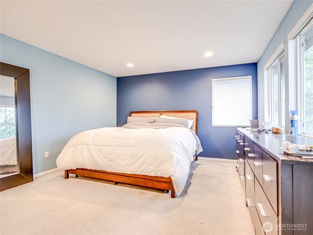 4375 249th Avenue SE, Sammamish, WA 98029