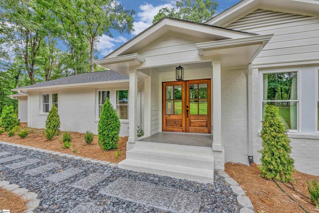 111 Rolling Green Circle, Greenville, SC 29615