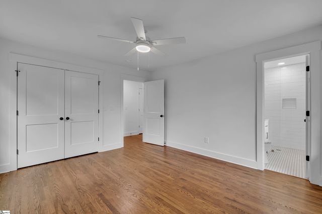 111 Rolling Green Circle, Greenville, SC 29615