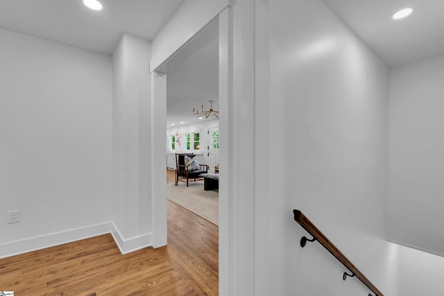 111 Rolling Green Circle, Greenville, SC 29615