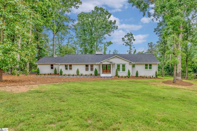 111 Rolling Green Circle, Greenville, SC 29615
