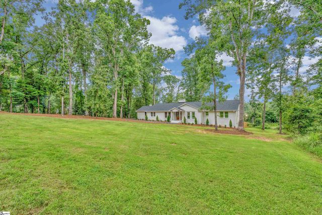 111 Rolling Green Circle, Greenville, SC 29615