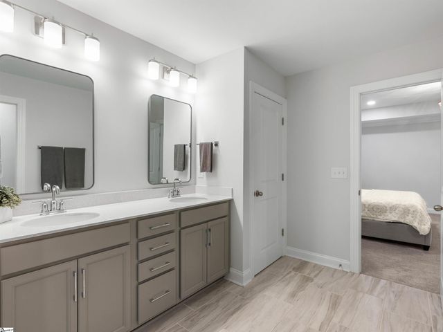 1041 Cortland Valley, Duncan, SC 29334