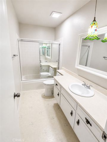 17880 Gallineta Street, Rowland Heights, CA 91748