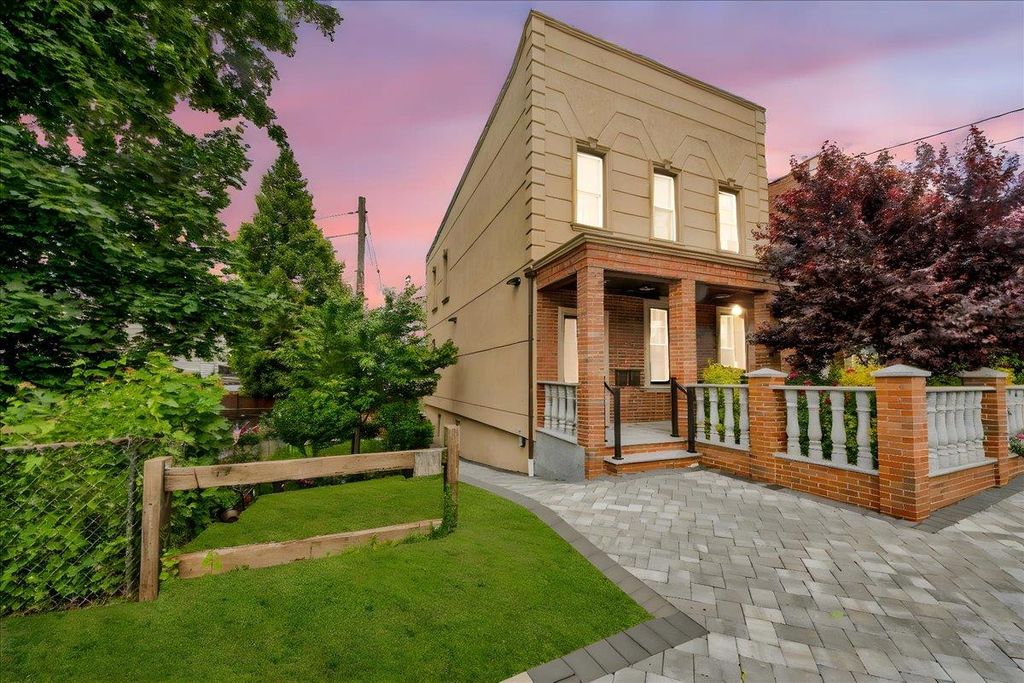 9 Hyatt Avenue, Yonkers, NY 10704