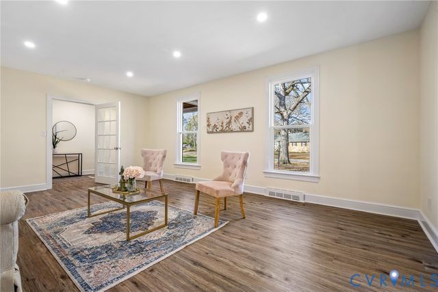 1677 Forest Glenn Cir, Chesterfield, VA 23836