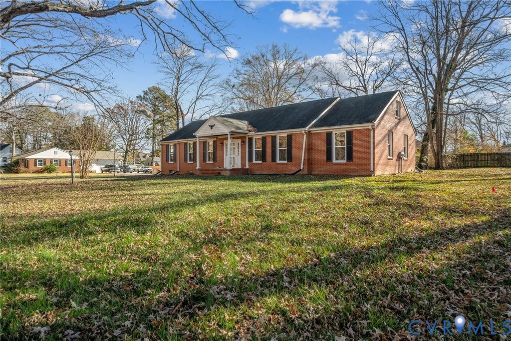 1677 Forest Glenn Cir, Chesterfield, VA 23836