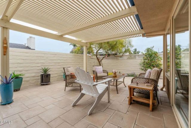 960 Emerald Court, Ventura, CA 93004