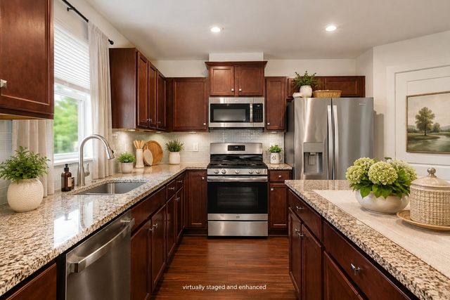 831 Wilkinson Ln, White House, TN 37188