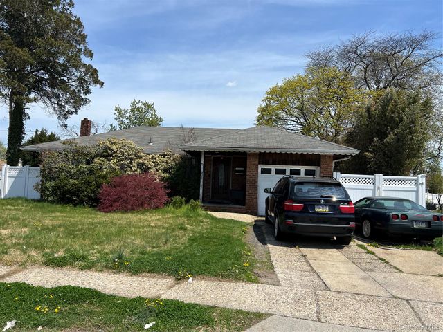 1175 Village Avenue, North Baldwin, NY 11510