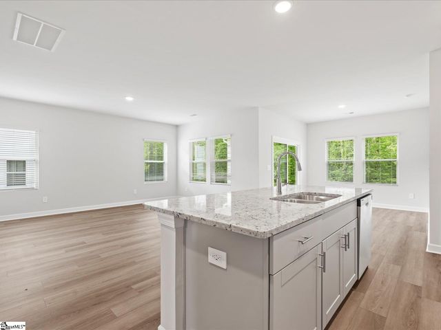 207 Merriweather Way, Spartanburg, SC 29306