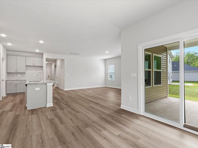 207 Merriweather Way, Spartanburg, SC 29306