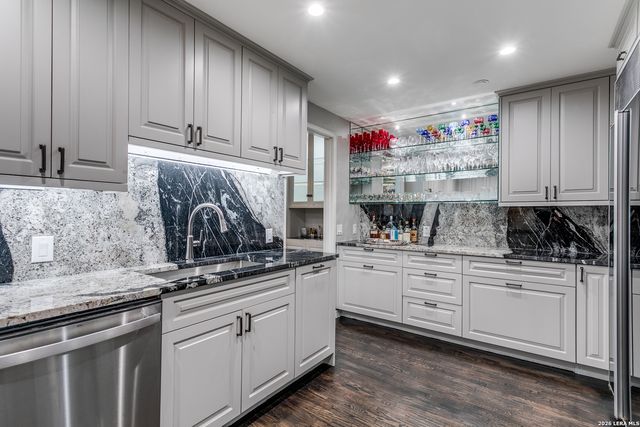 200 Patterson APT 700A, San Antonio, TX 78209