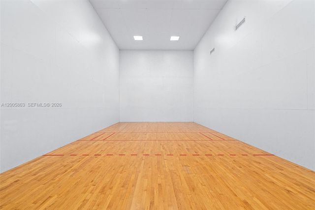 6841 SW 44th St 106, Miami, FL 33155