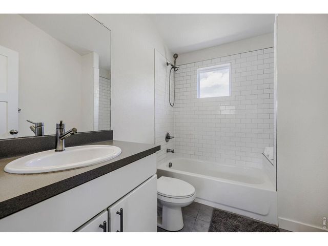 708 Martin St B, Longmont, CO 80501