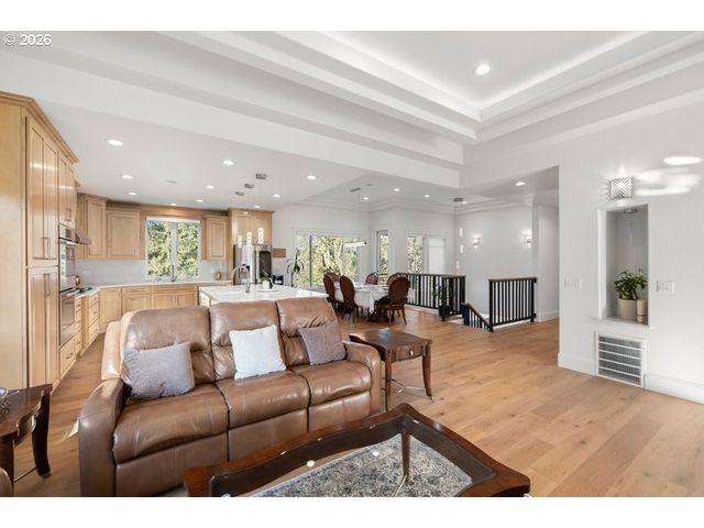 17051 Se MANLEY St, Portland, OR 97236