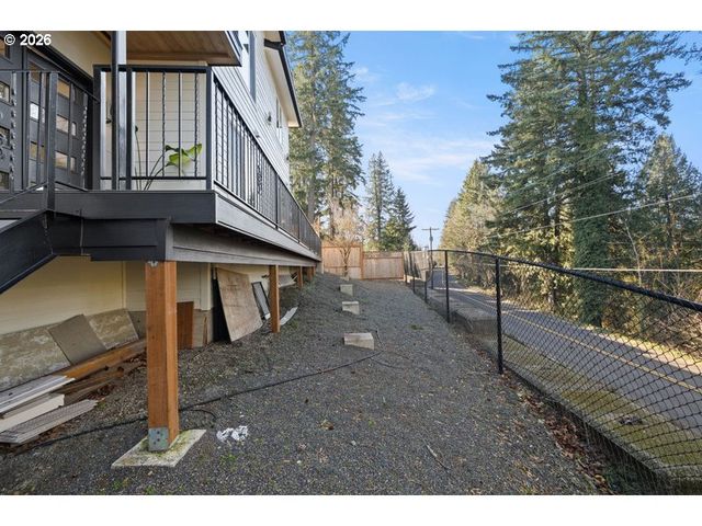 17051 Se MANLEY St, Portland, OR 97236