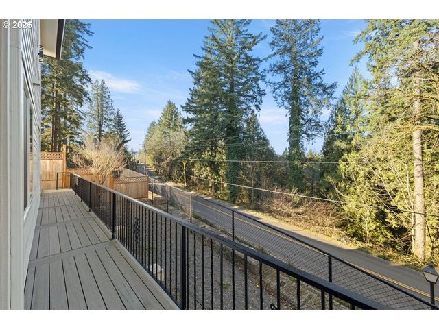 17051 Se MANLEY St, Portland, OR 97236