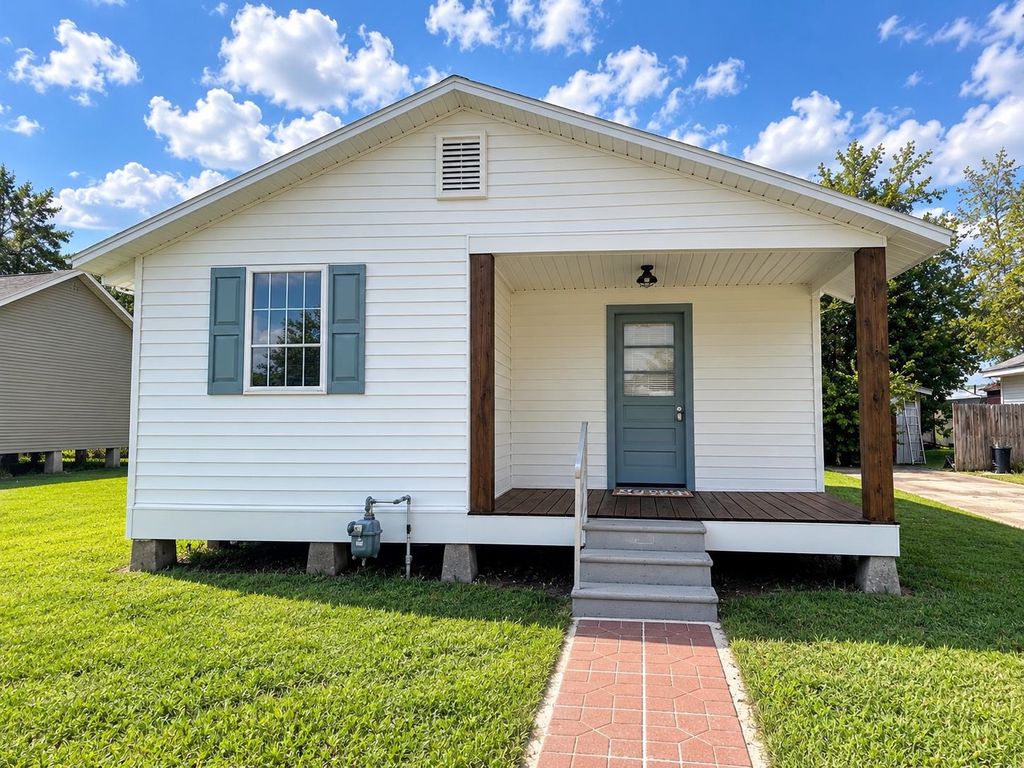 226 Cherry, Houma, LA 70364