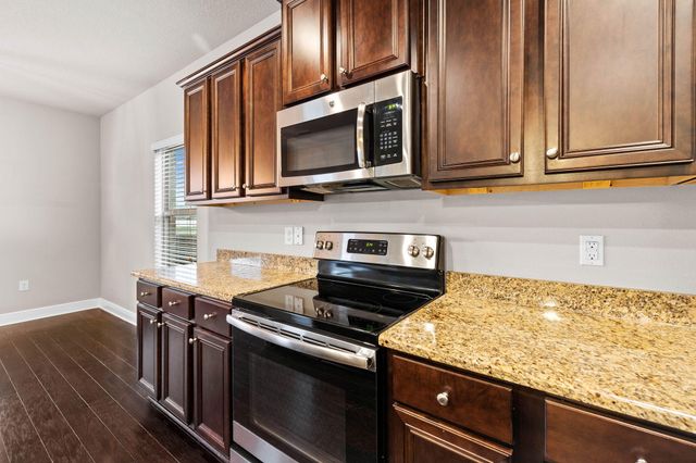 294 Maddox Street, Point Washington, FL 32459