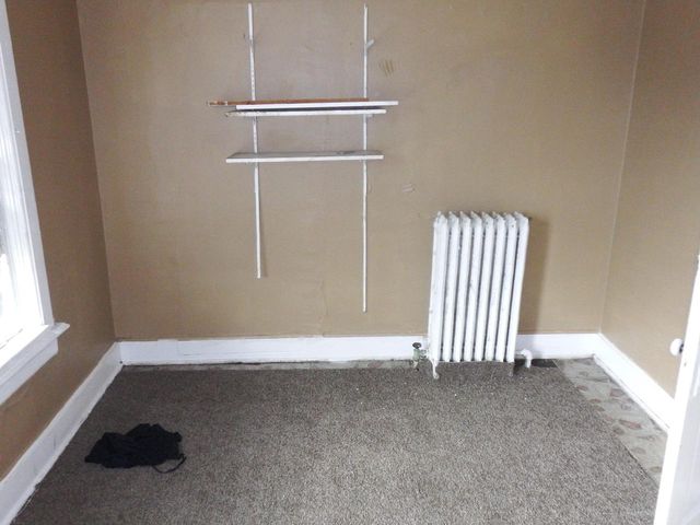 938 S 11th STREET, Milwaukee, WI 53204