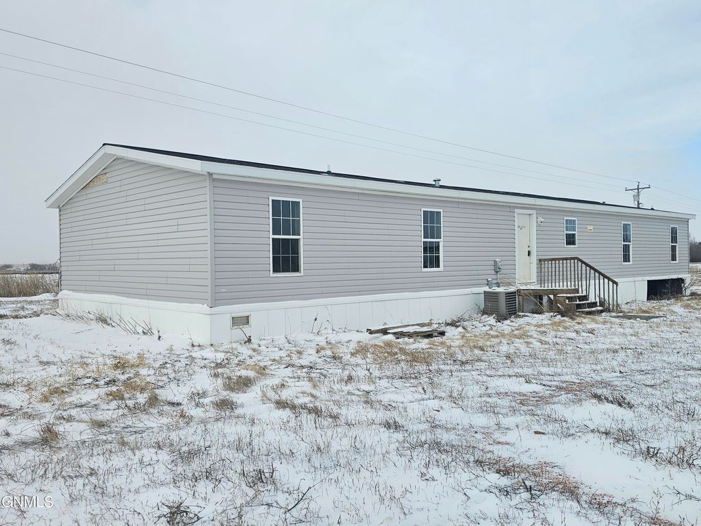12995 21st Street NW, Arnegard, ND 58835 photo 2