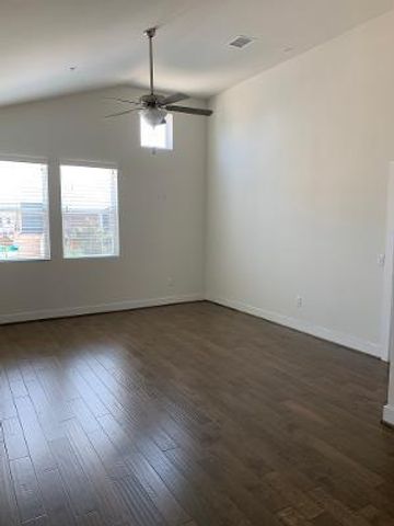 327 Bridgeford DR, Austin, TX 78745