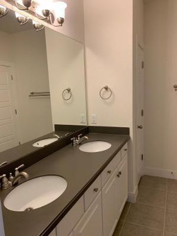 327 Bridgeford DR, Austin, TX 78745