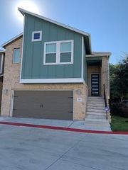 327 Bridgeford DR, Austin, TX 78745
