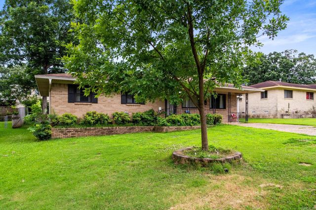 4008 Emerson Drive, North Little Rock, AR 72118