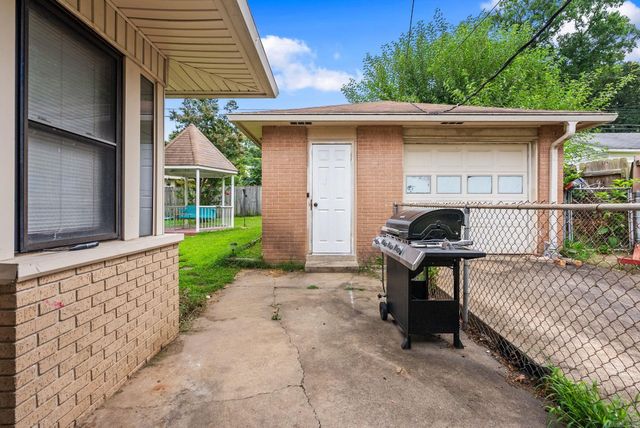 4008 Emerson Drive, North Little Rock, AR 72118