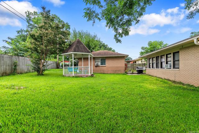 4008 Emerson Drive, North Little Rock, AR 72118