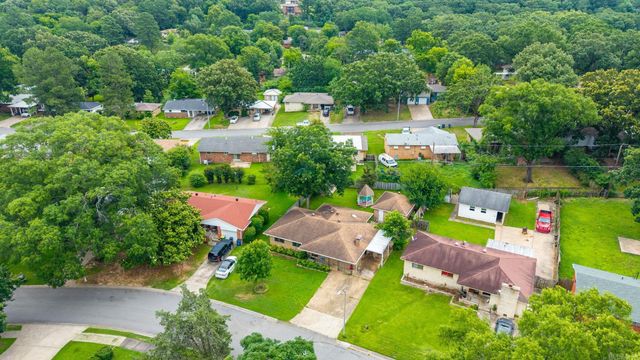 4008 Emerson Drive, North Little Rock, AR 72118